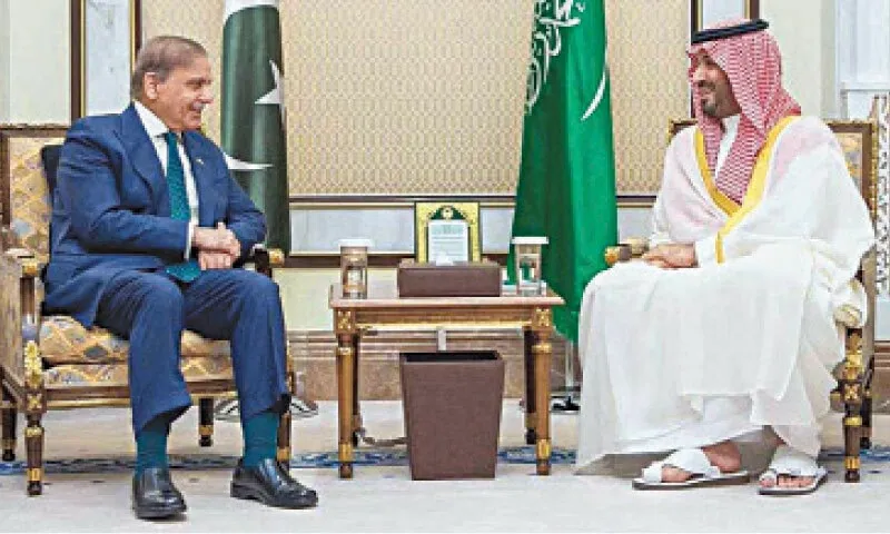 PM Sharif, Saudi Crown Prince Discuss Historic Islamabad Peace Accord