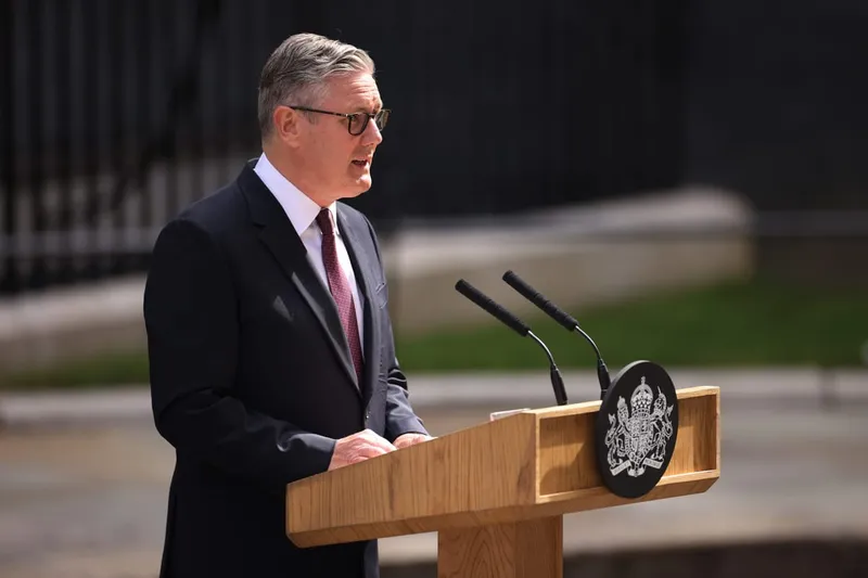Keir Starmer Resigns as British Prime Minister and Labour Leader