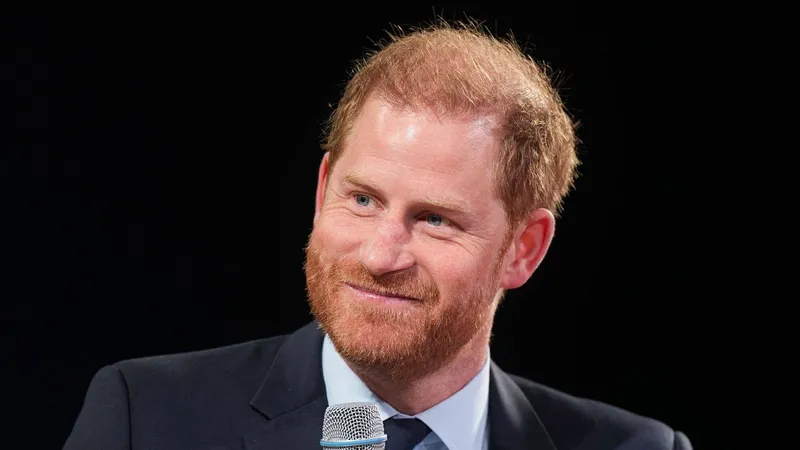 Prince Harry to Stay Outside Buckingham Palace During London Visit