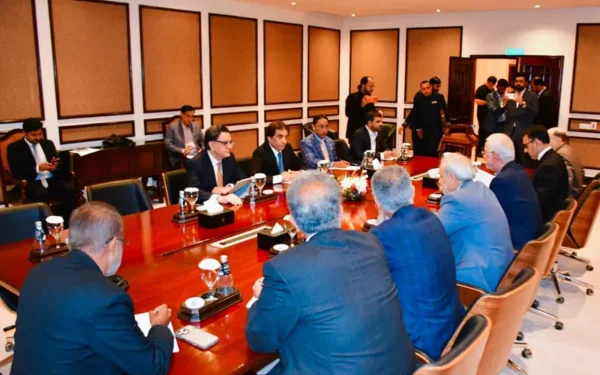 Pakistan and Iran Strengthen Strategic Railway Ties and Regional Connectivity (Image 1)