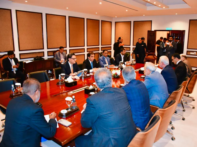 Pakistan and Iran Strengthen Strategic Railway Ties and Regional Connectivity (Image 1)