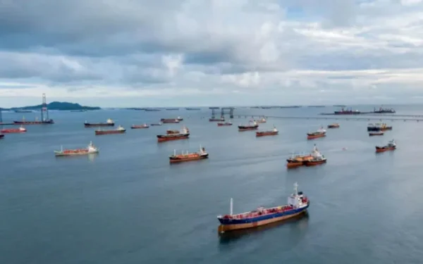 Strait of Hormuz Congestion Risks Global Marine Ecosystem Bioinvasion Crisis