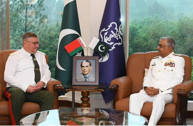 Belarus Military Delegation Meets Pakistan Navy Chief, Agrees to Strengthen