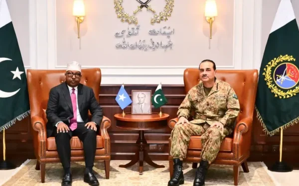 Somali Defence Minister Calls on Field Marshal Asim Munir at GHQ