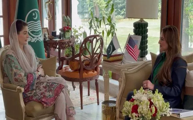 Punjab CM Maryam Nawaz Meets US Chargé d’Affaires, Discusses Cooperation in Education, Security and Investment