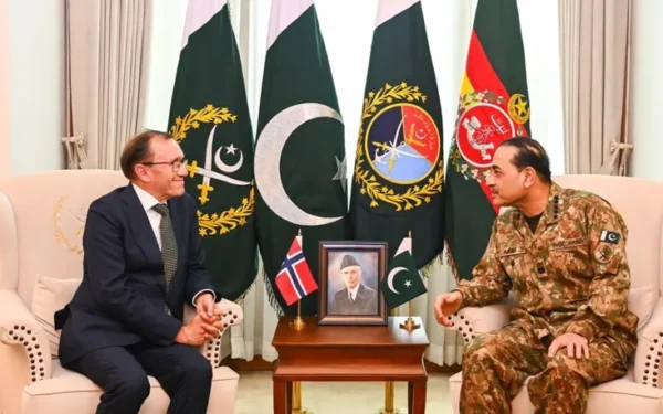 Norwegian Foreign Minister meets Field Marshal Asim Munir at GHQ