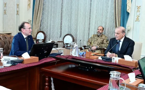 PM Invites Norwegian Companies to Invest in Oil and Gas Sector