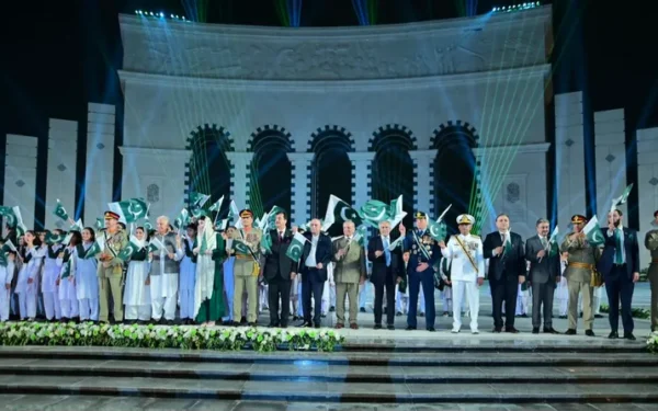 President Zardari and PM Sharif Inaugurate Historic Yadgar-e-Fatah Monument