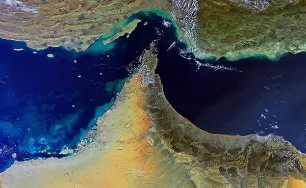 Iran, Oman Agree on Shipping Route Map Through Strait of Hormuz