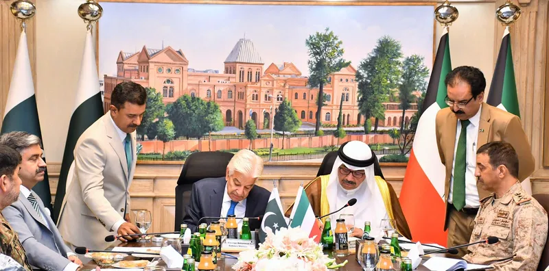 Kuwaiti Defence Minister Meets Khawaja Asif, Pakistan and Kuwait Sign Protocol Agreement-2026 (Image 2)