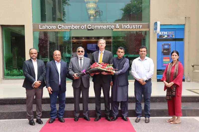 Dutch Diplomat Emphasizes Local Partnerships for Investment in Pakistan (Image 2)