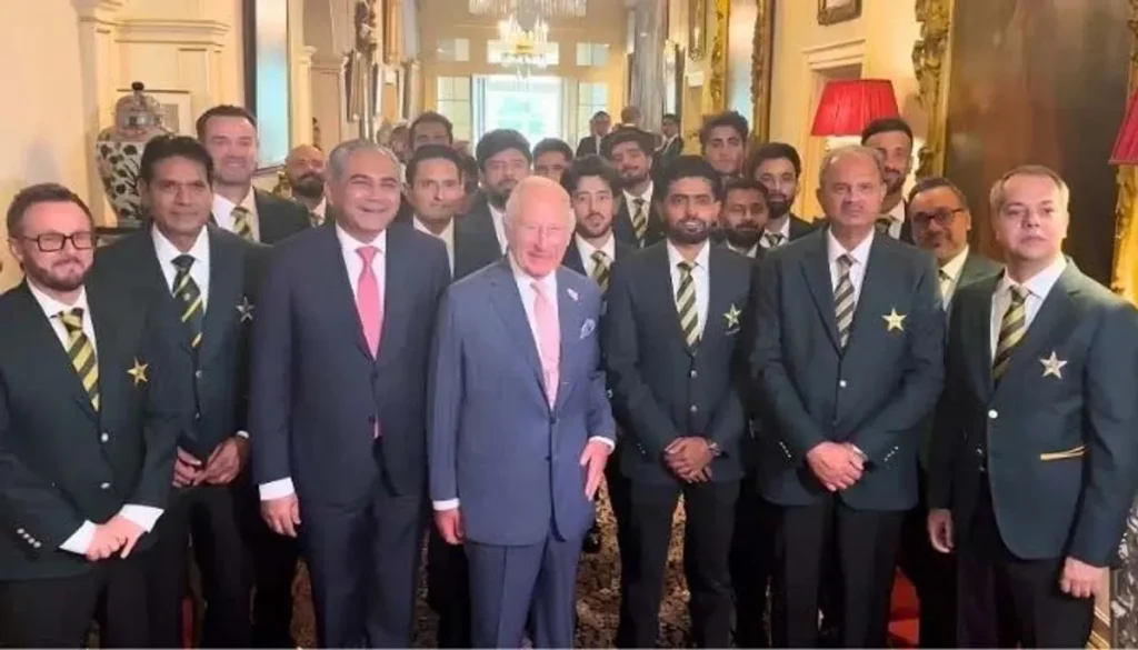 King Charles meets Pakistan cricket team, lauds country’s peace efforts