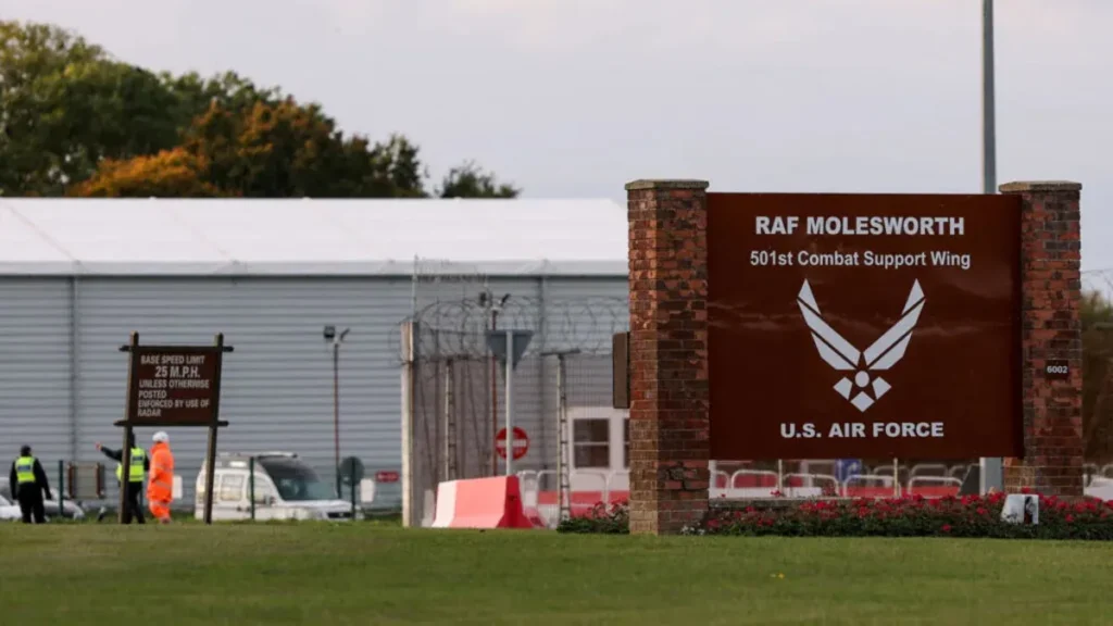 Two Latvian Citizens Enter US Intelligence Centre at Military Base in Britain