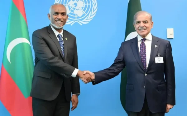 President Dr. Mohamed Muizzu attends a diplomatic ceremony during his state visit to Pakistan.