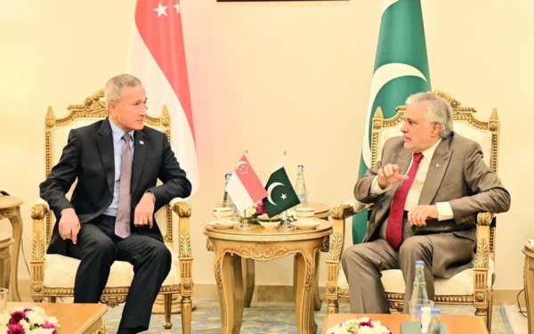 Deputy Prime Minister Mohammad Ishaq Dar and Singapore Foreign Minister Vivian Balakrishnan meeting in Islamabad. (Image 1)