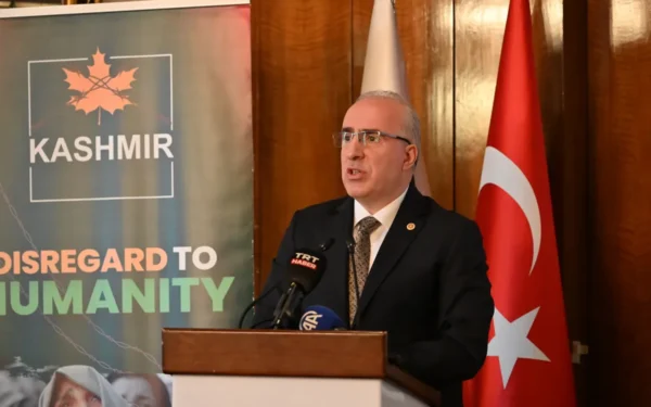 The Pakistan Embassy in Ankara hosts a ceremony to observe Kashmir Black Day with diplomats and Turkish officials. (Image 1)